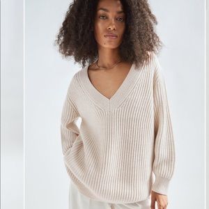 Babaton 100% merino wool sweater